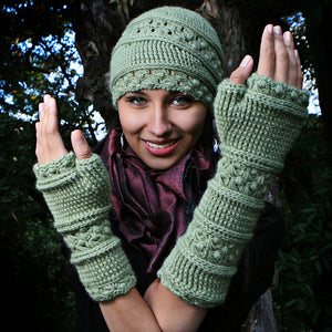 Velutinous Lace - Crochet Cap & Wristlets
